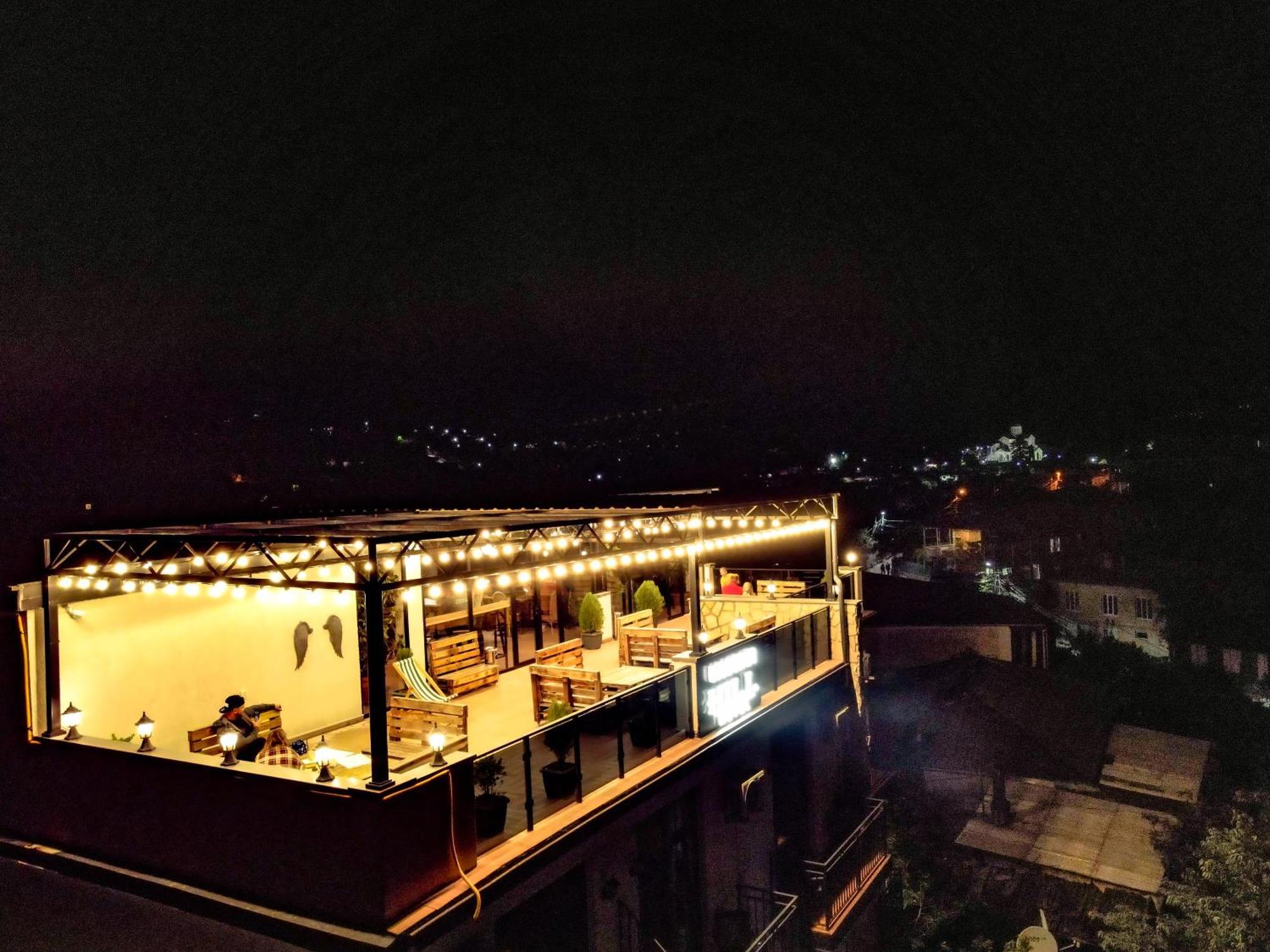 Hill Hotel Kutaisi Exteriör bild